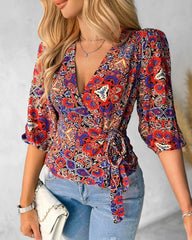 Camiseta Feminina Estampada Decote em V
